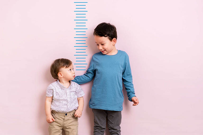Bảng chiều cao cân nặng của trẻ và các yếu tố tác động ảnh hưởng đến.